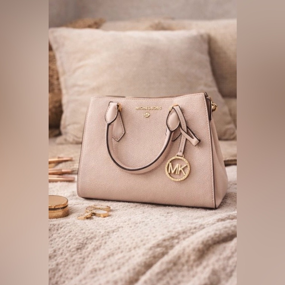 NWOT Michael Kors Valerie Small Pebbled Leather Satchel Blush Pink Gold Hardware - Picture 3 of 12